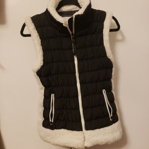 Calvin Klein Performance Fleece Trim Puffer Vest